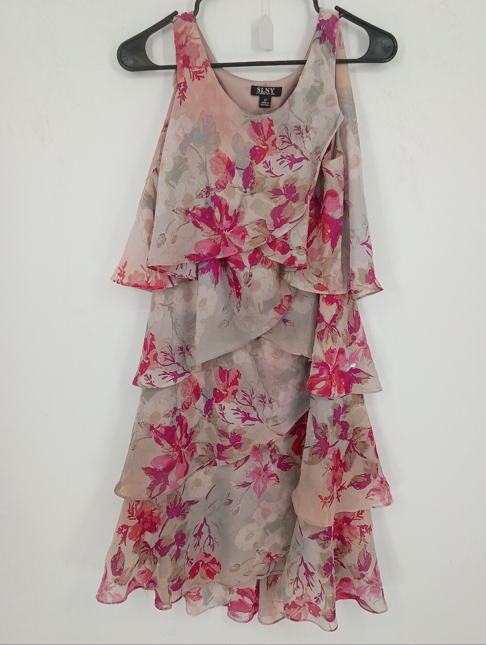 SLNY Pink Floral Tiered Chiffon Sleeveless Midi Dress With Ruffles Size Large
